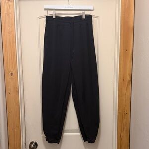 Beyond Yoga LuxeFleece Barrel Sweatpants